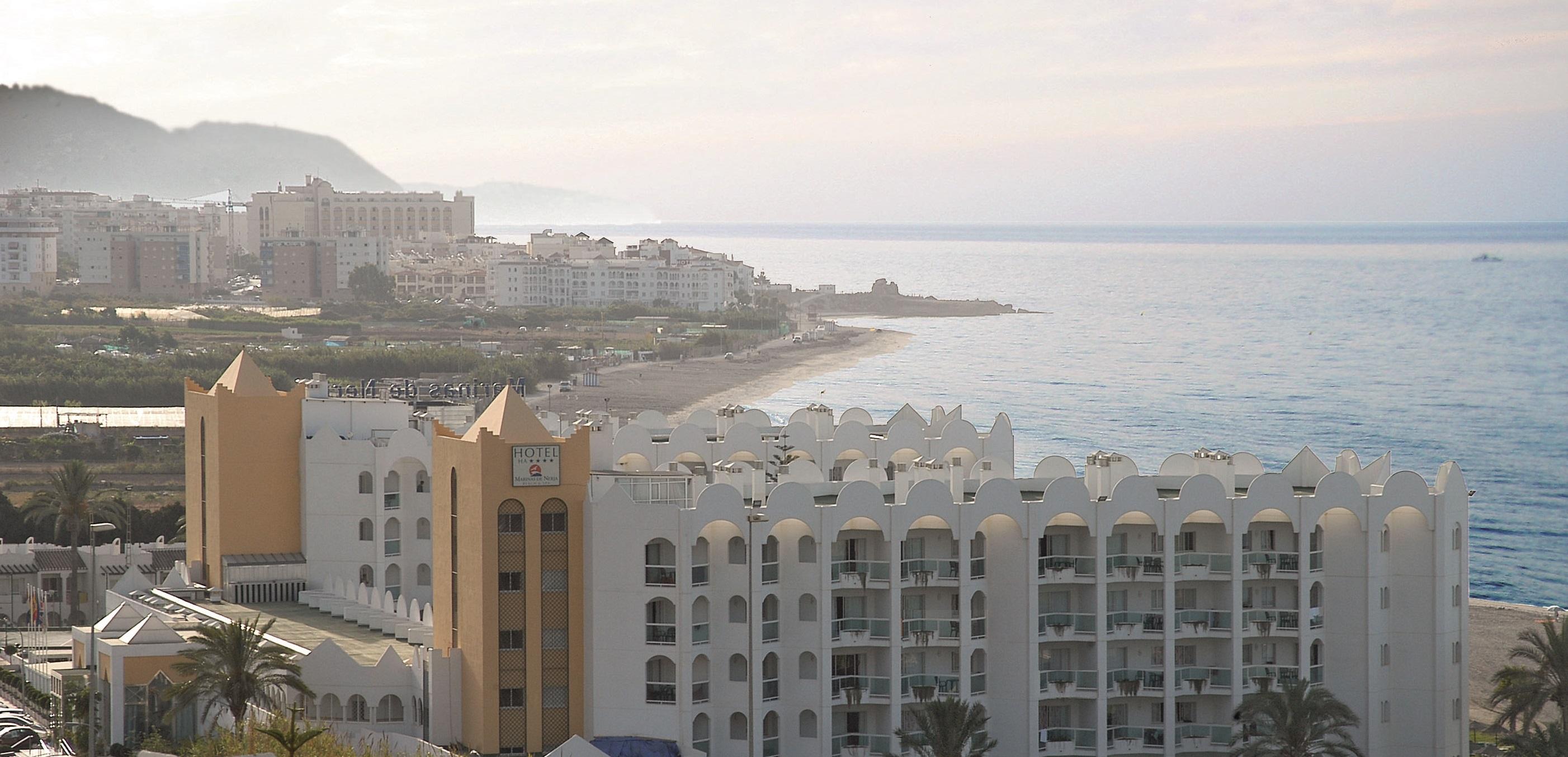 Ona Marinas De Nerja Spa Resort Exterior photo