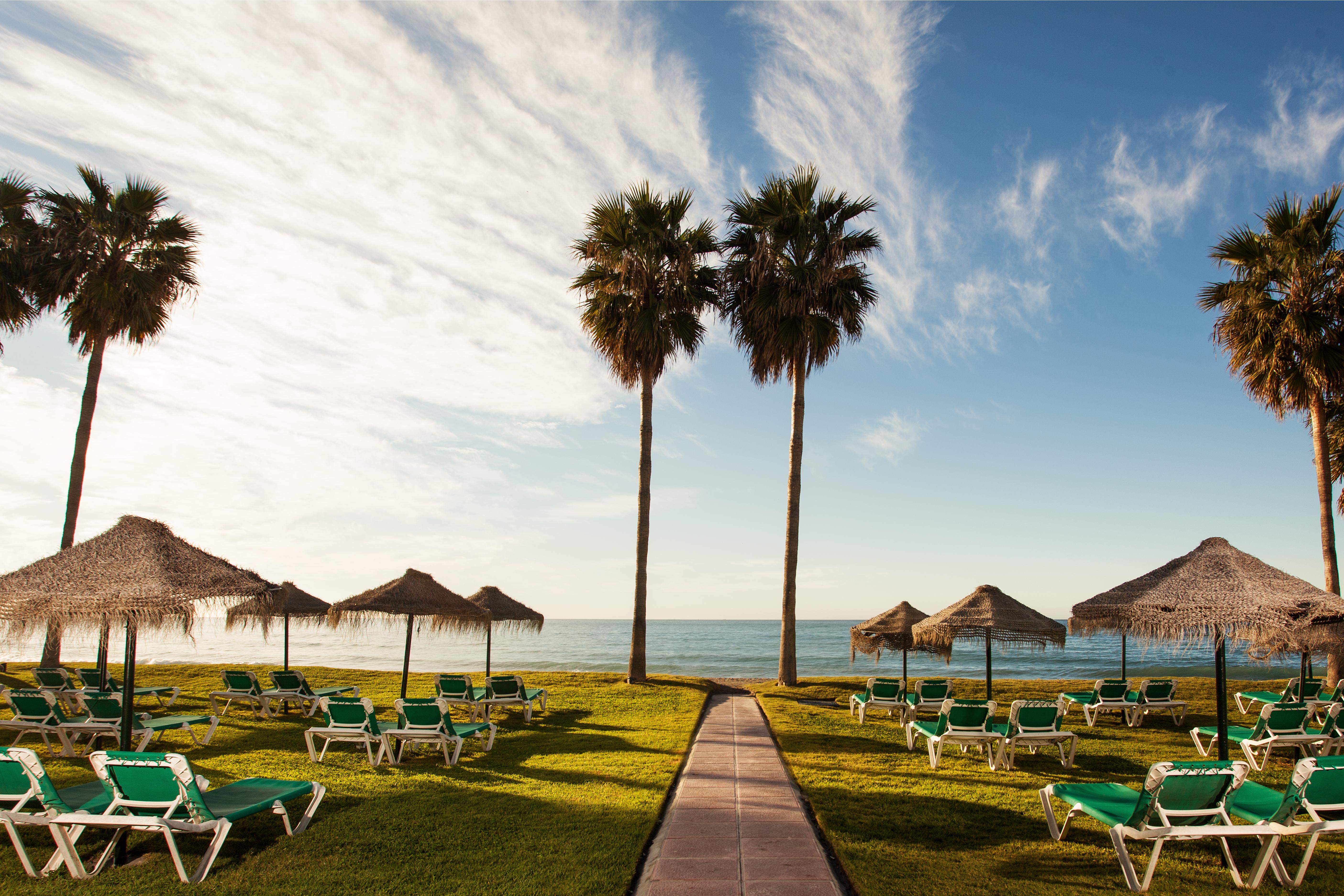 Ona Marinas De Nerja Spa Resort Exterior photo